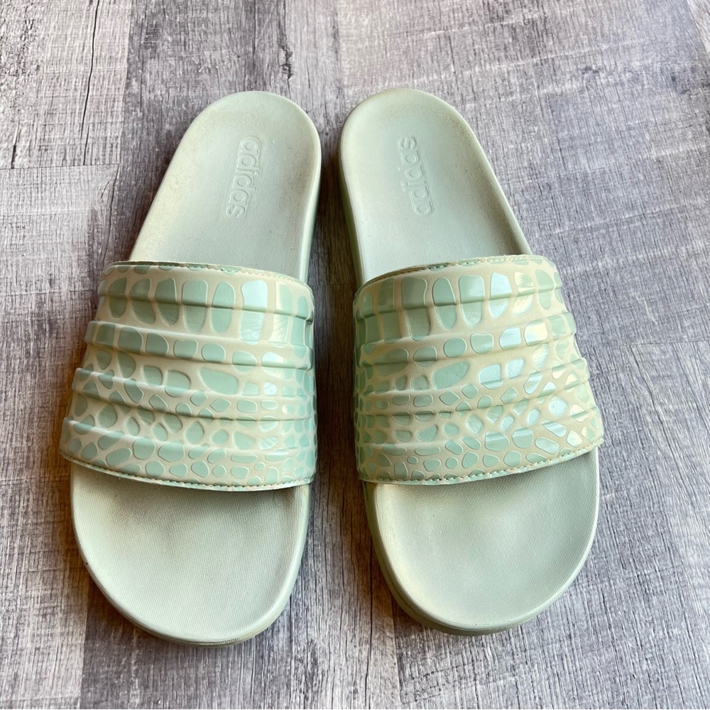 Adidas Adilette Comfort unisex-adult Slide Sandal Size 12